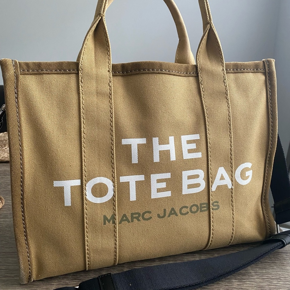 The Tote Bag by Marc Jacobs